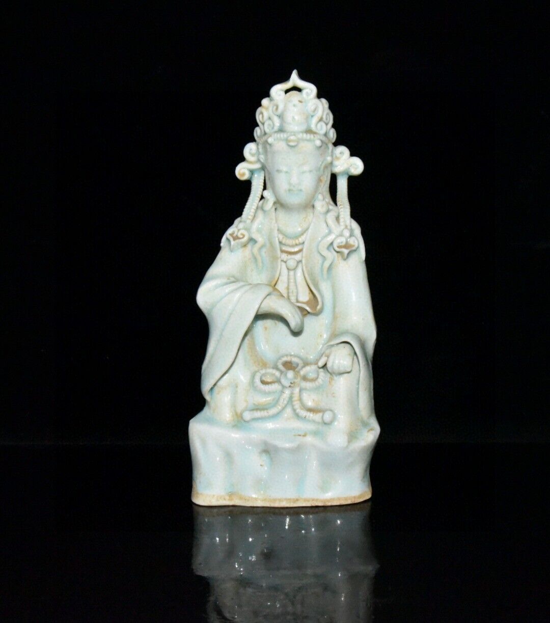 8.5" Chinese Antique Song Dynasty Celadon Glaze Guanyin Statue